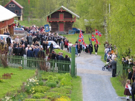 Barnetoget 17. mai p&aring; Aulestad